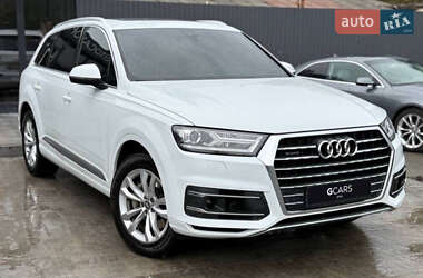 Позашляховик / Кросовер Audi Q7 2016 в 