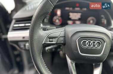 Внедорожник / Кроссовер Audi Q7 2018 в 