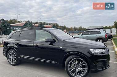 Позашляховик / Кросовер Audi Q7 2017 в  фото 2 Позашляховик / Кросовер Audi Q7 2017 в