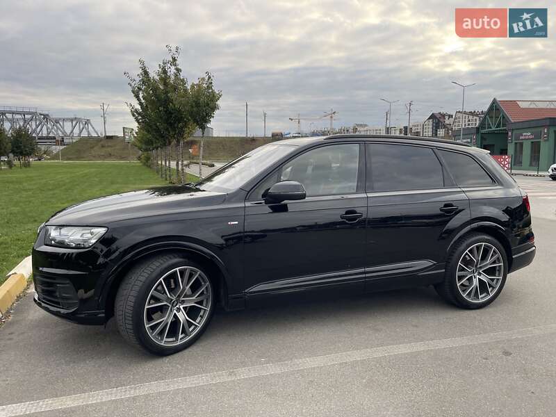 Внедорожник / Кроссовер Audi Q7 2017 в Киеве фото 11 Внедорожник / Кроссовер Audi Q7 2017 в Киеве