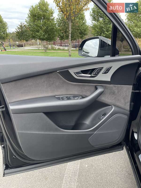 Внедорожник / Кроссовер Audi Q7 2017 в Киеве фото 19 Внедорожник / Кроссовер Audi Q7 2017 в Киеве