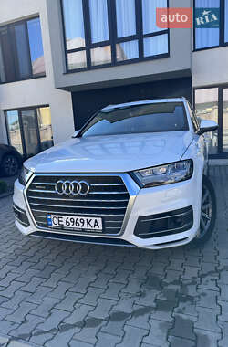 Внедорожник / Кроссовер Audi Q7 2017 в Черновцах