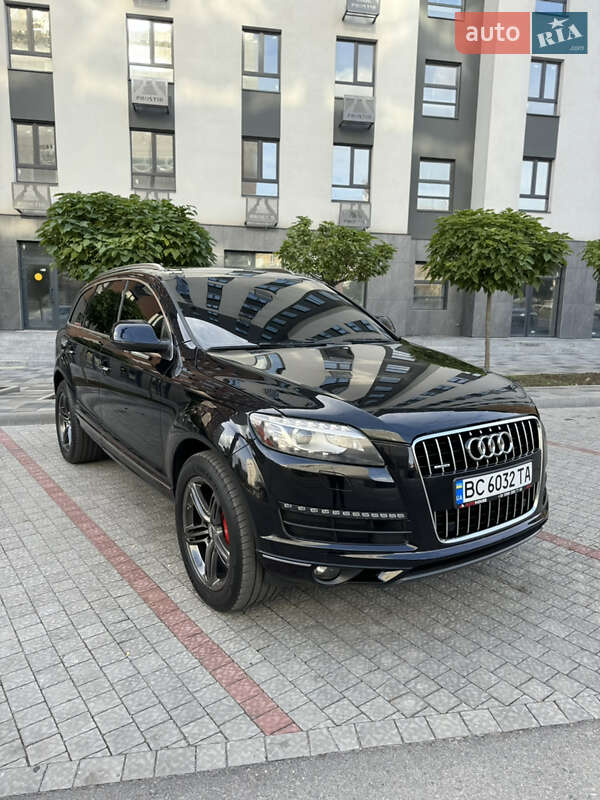 Позашляховик / Кросовер Audi Q7 2015 в Запоріжжі