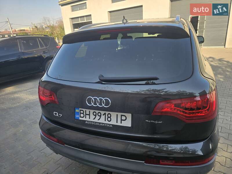 Внедорожник / Кроссовер Audi Q7 2011 в Одессе