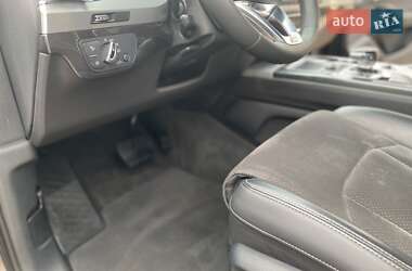 Позашляховик / Кросовер Audi Q7 2015 в 