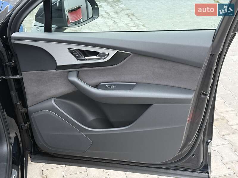 Внедорожник / Кроссовер Audi Q7 2016 в Калуше фото 33 Внедорожник / Кроссовер Audi Q7 2016 в Калуше