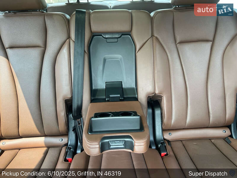 Позашляховик / Кросовер Audi Q7 2016 в Києві