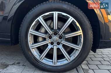 Позашляховик / Кросовер Audi Q7 2017 в 