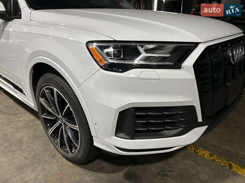 Внедорожник / Кроссовер Audi Q7 2020 в Киеве