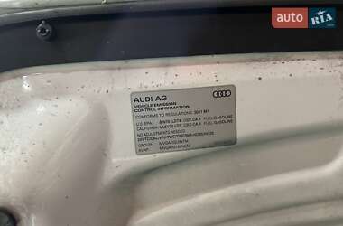 Позашляховик / Кросовер Audi Q7 2020 в 