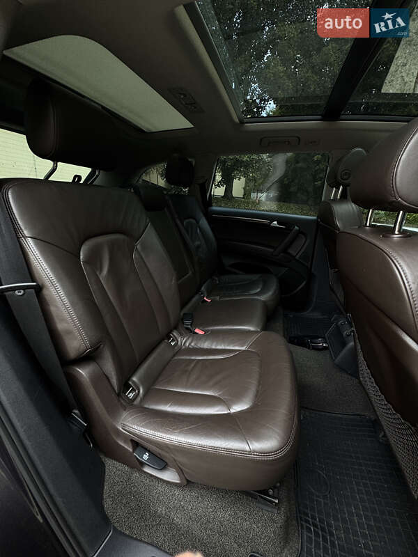 Внедорожник / Кроссовер Audi Q7 2006 в Луцке
