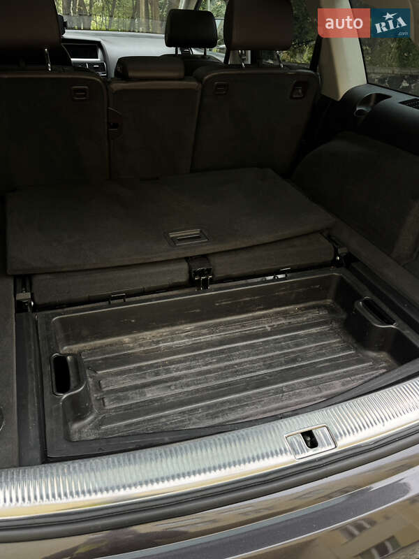 Внедорожник / Кроссовер Audi Q7 2006 в Луцке