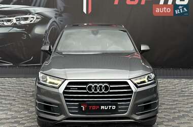 Позашляховик / Кросовер Audi Q7 2017 в  фото 13 Позашляховик / Кросовер Audi Q7 2017 в