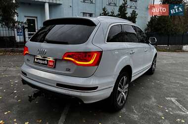 Внедорожник / Кроссовер Audi Q7 2013 в 