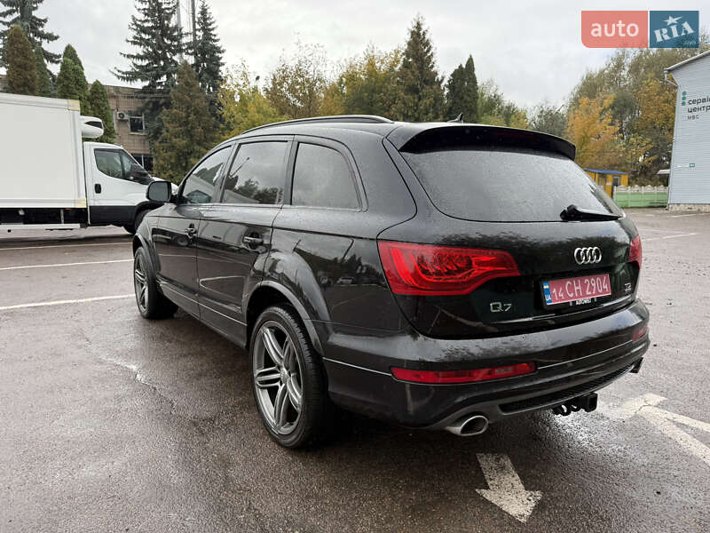 Позашляховик / Кросовер Audi Q7 2014 в Дубні