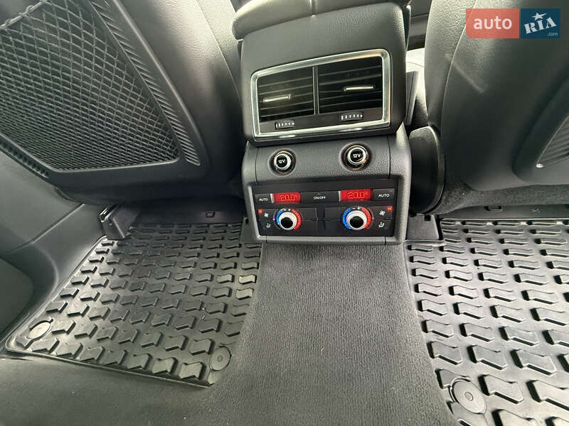 Позашляховик / Кросовер Audi Q7 2014 в Дубні