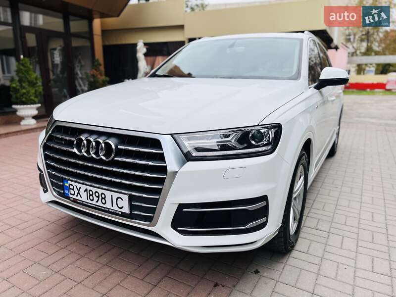 Позашляховик / Кросовер Audi Q7 2015 в Хмельницькому