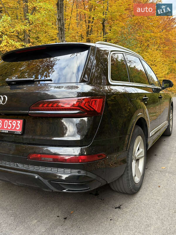 Внедорожник / Кроссовер Audi Q7 2020 в Львове