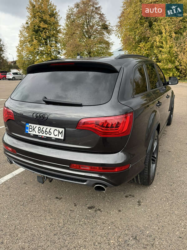 Внедорожник / Кроссовер Audi Q7 2015 в Ровно фото 4 Внедорожник / Кроссовер Audi Q7 2015 в Ровно
