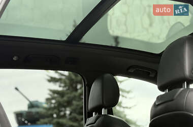 Позашляховик / Кросовер Audi Q7 2019 в 