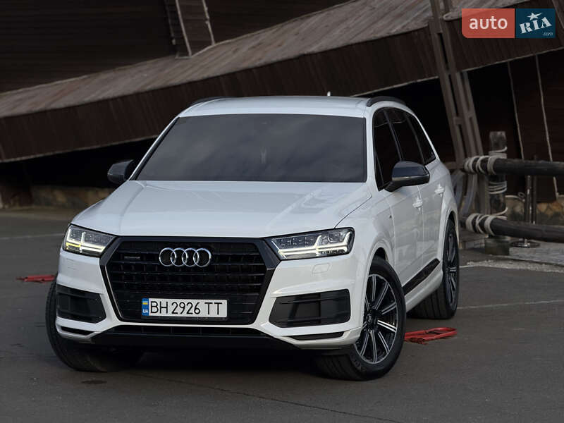 Позашляховик / Кросовер Audi Q7 2017 в Одесі фото 4 Позашляховик / Кросовер Audi Q7 2017 в Одесі