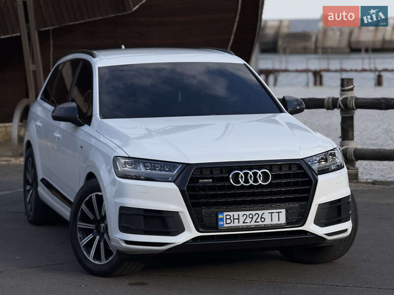 Позашляховик / Кросовер Audi Q7 2017 в Одесі фото 11 Позашляховик / Кросовер Audi Q7 2017 в Одесі