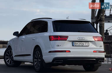 Внедорожник / Кроссовер Audi Q7 2017 в Одессе