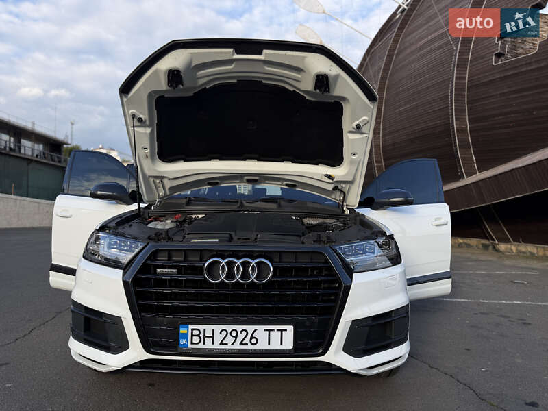 Позашляховик / Кросовер Audi Q7 2017 в Одесі фото 28 Позашляховик / Кросовер Audi Q7 2017 в Одесі