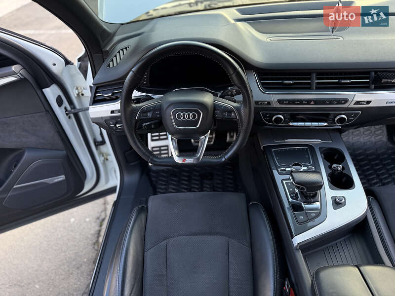 Позашляховик / Кросовер Audi Q7 2017 в Одесі фото 53 Позашляховик / Кросовер Audi Q7 2017 в Одесі