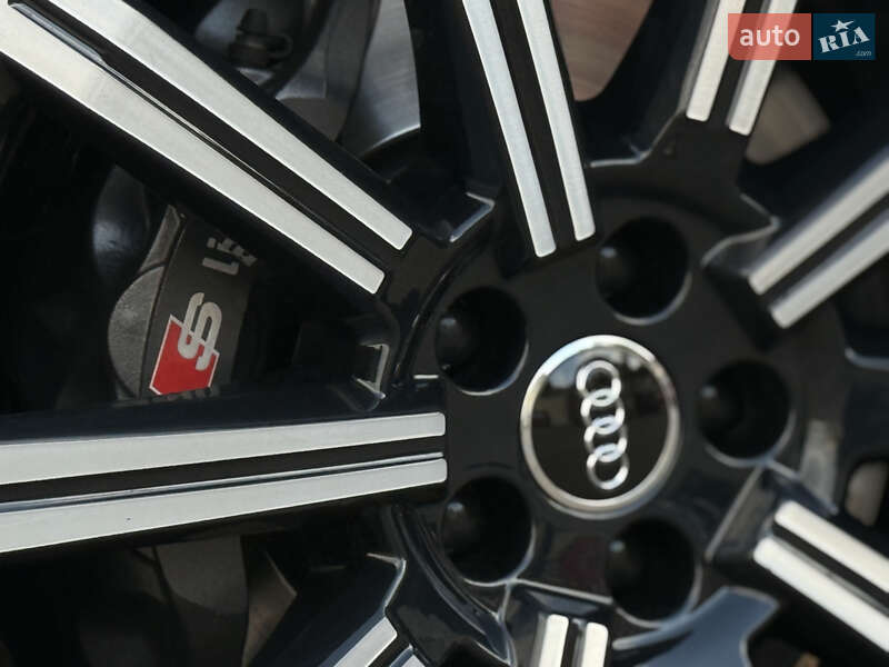 Позашляховик / Кросовер Audi Q7 2017 в Одесі фото 35 Позашляховик / Кросовер Audi Q7 2017 в Одесі