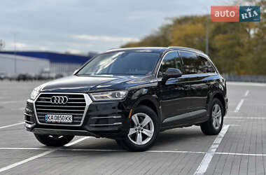 Позашляховик / Кросовер Audi Q7 2017 в  фото 9 Позашляховик / Кросовер Audi Q7 2017 в