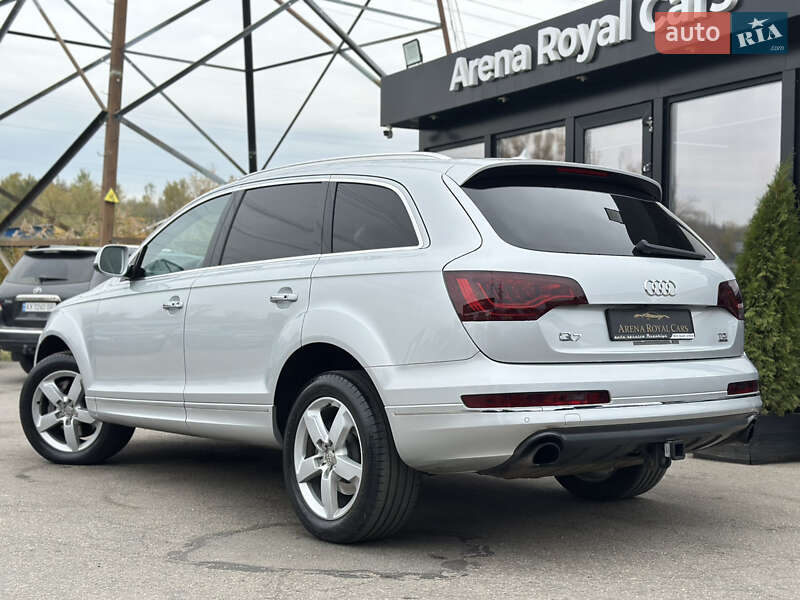 Позашляховик / Кросовер Audi Q7 2015 в Харкові