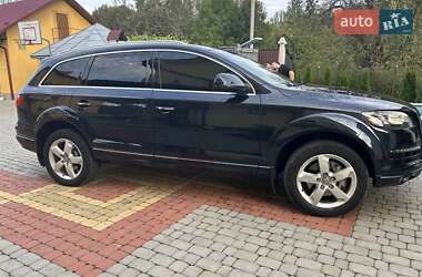 Внедорожник / Кроссовер Audi Q7 2012 в 