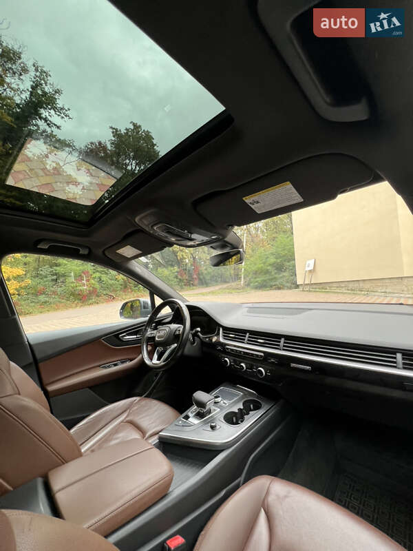 Внедорожник / Кроссовер Audi Q7 2018 в Ужгороде