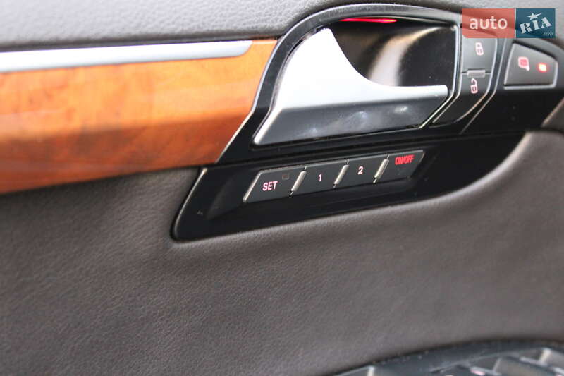 Внедорожник / Кроссовер Audi Q7 2014 в Ровно