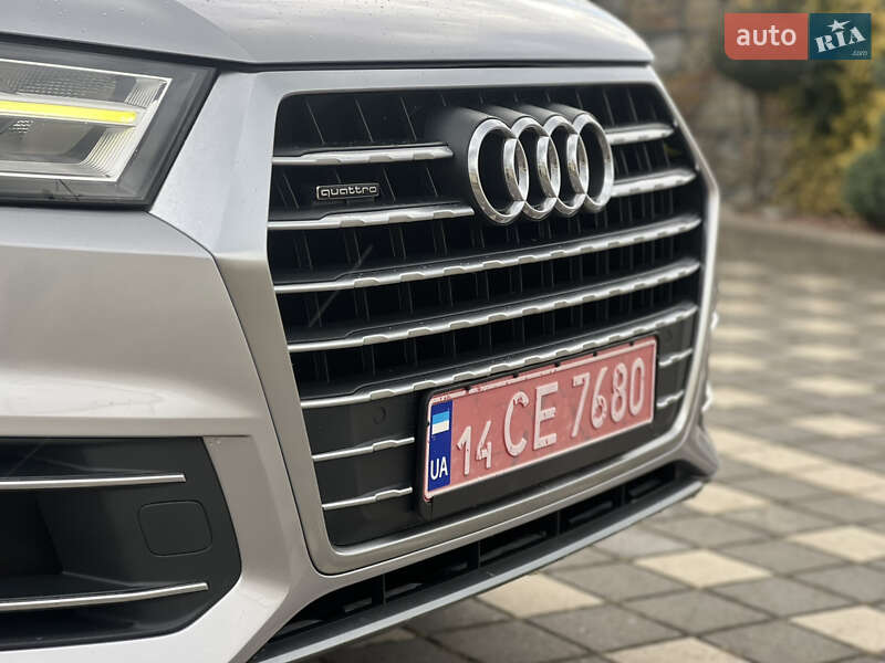 Внедорожник / Кроссовер Audi Q7 2015 в Стрые