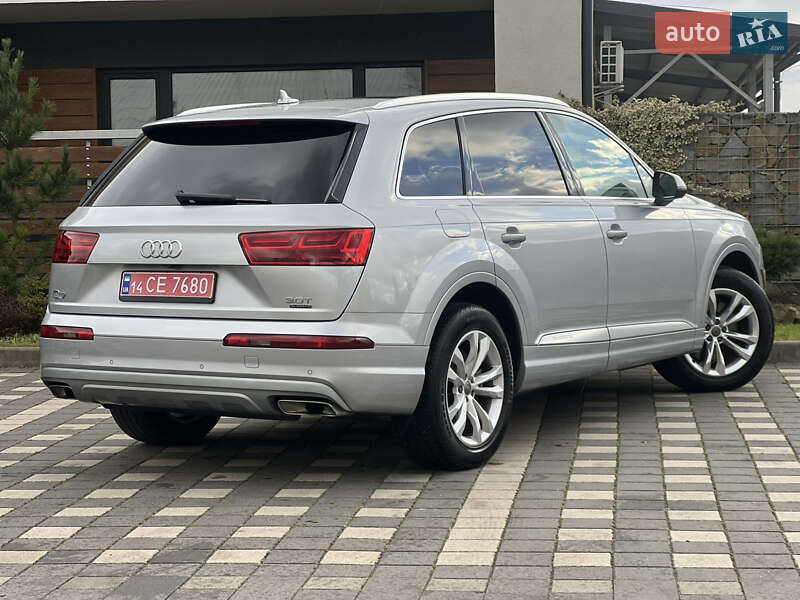 Внедорожник / Кроссовер Audi Q7 2015 в Стрые