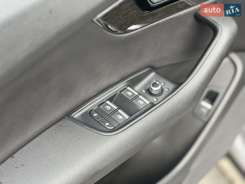 Внедорожник / Кроссовер Audi Q7 2015 в Стрые