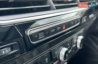 Позашляховик / Кросовер Audi Q7 2015 в  фото 80 Позашляховик / Кросовер Audi Q7 2015 в