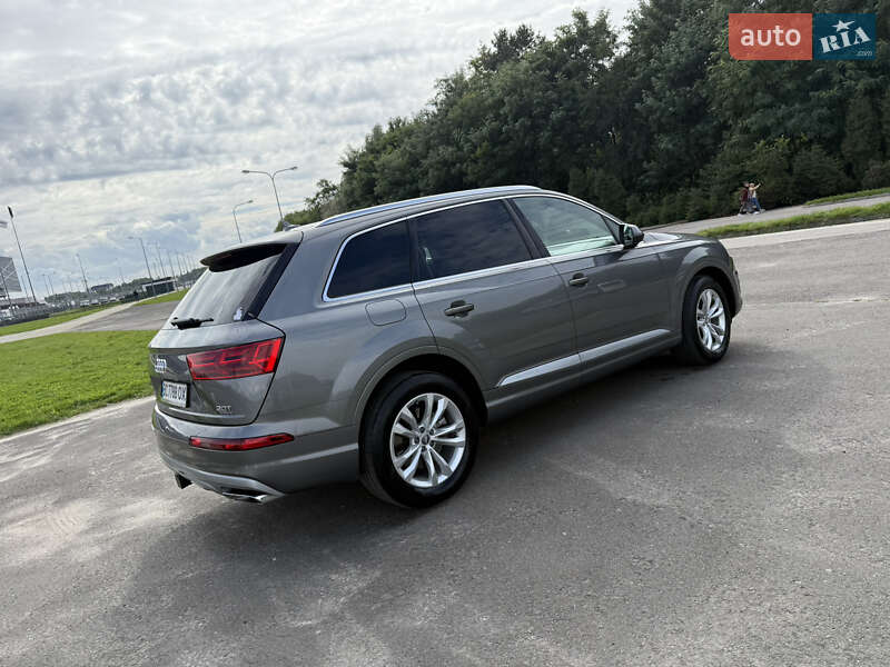 Внедорожник / Кроссовер Audi Q7 2017 в Львове