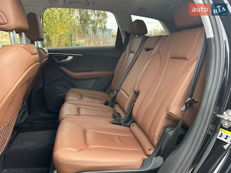 Позашляховик / Кросовер Audi Q7 2020 в Тернополі