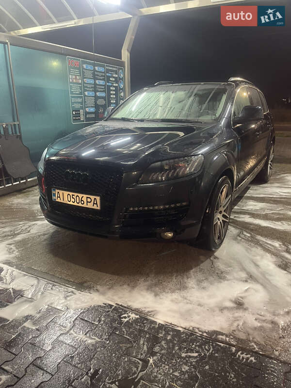Внедорожник / Кроссовер Audi Q7 2007 в Буче