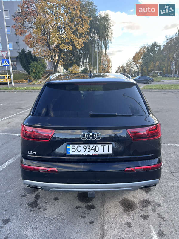Позашляховик / Кросовер Audi Q7 2018 в Львові
