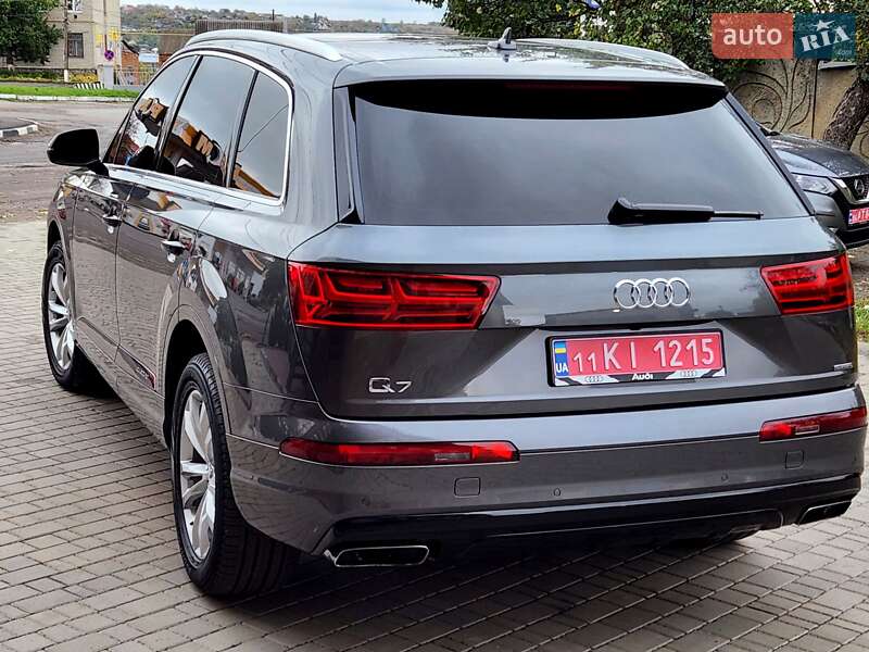 Внедорожник / Кроссовер Audi Q7 2019 в Виннице