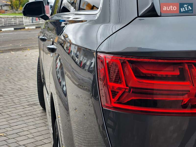 Внедорожник / Кроссовер Audi Q7 2019 в Виннице