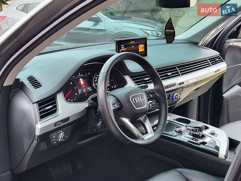 Внедорожник / Кроссовер Audi Q7 2019 в Виннице