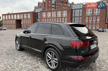Внедорожник / Кроссовер Audi Q7 2016 в Днепре