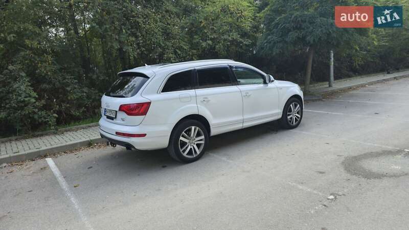 Позашляховик / Кросовер Audi Q7 2014 в Одесі