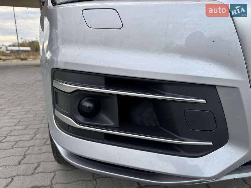Позашляховик / Кросовер Audi Q7 2017 в Верхньодніпровську фото 17 Позашляховик / Кросовер Audi Q7 2017 в Верхньодніпровську