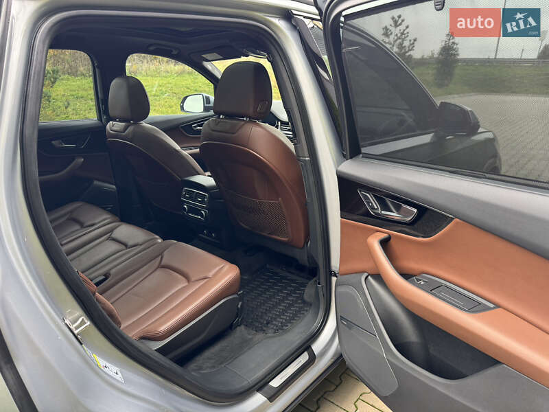 Позашляховик / Кросовер Audi Q7 2018 в Рівному фото 16 Позашляховик / Кросовер Audi Q7 2018 в Рівному